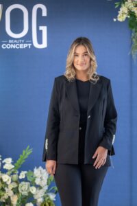 Cosmina - Manichiura, Vogue Beauty Center
